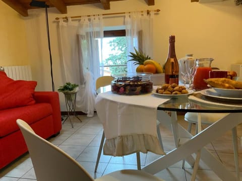 Lory apartment Apartment in Bardolino