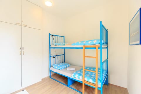 Bed, bunk bed