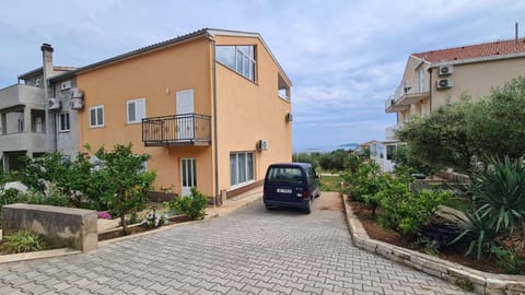 Apartments Josip Apartment in Dubrovnik-Neretva County