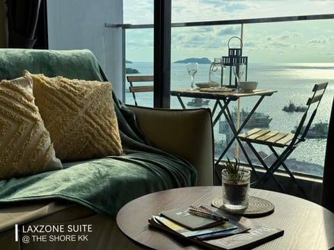 Living room, Sea view