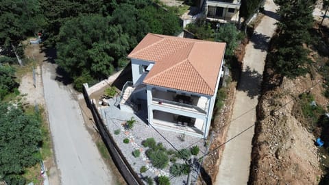 Property building, Day, Bird's eye view
