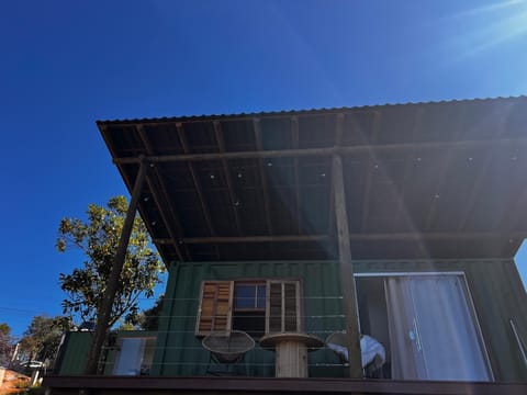 Property building, Patio, Day