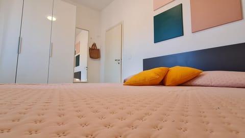 Bed, Bedroom, wardrobe