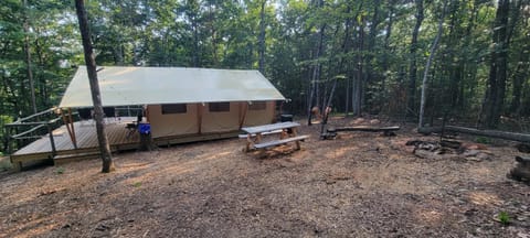 Private place for rest in the forest Tent 1 Forrest Cump Luxury tent in Caldwell