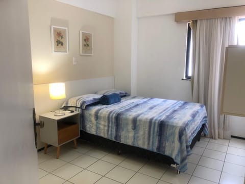 Communal lounge/ TV room, Bed, TV and multimedia, View (from property/room), Photo of the whole room, Bedroom