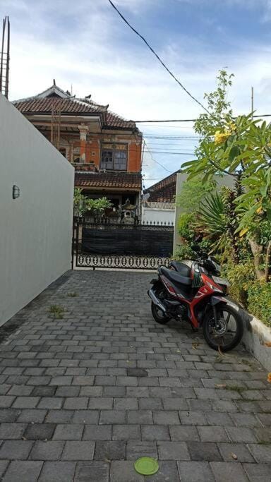 Villa Keane Bali 2 BR, Private Pool Villa in Kuta