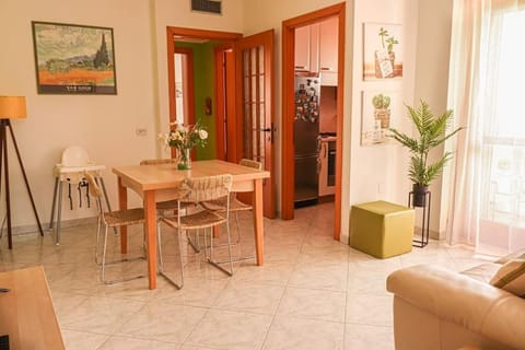 La casa di Lavy - private parking + wifi Apartment in Sardinia