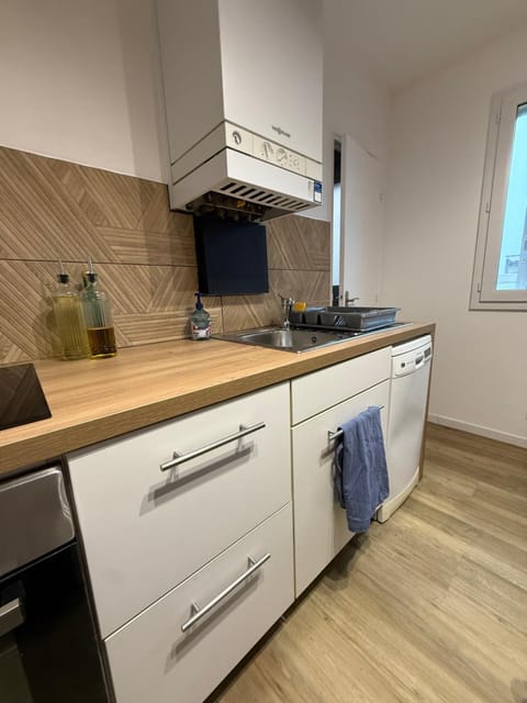 Appartement spacieux. P gratuit.plage à 13 min Apartment in Brest