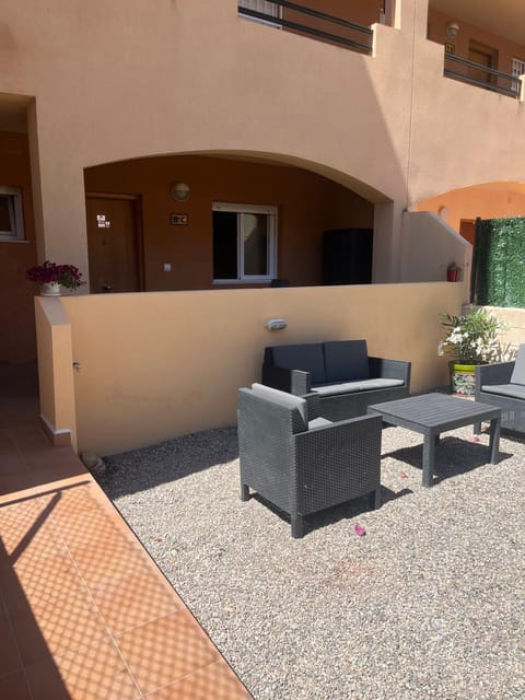 Patio, Day, Balcony/Terrace, Seating area