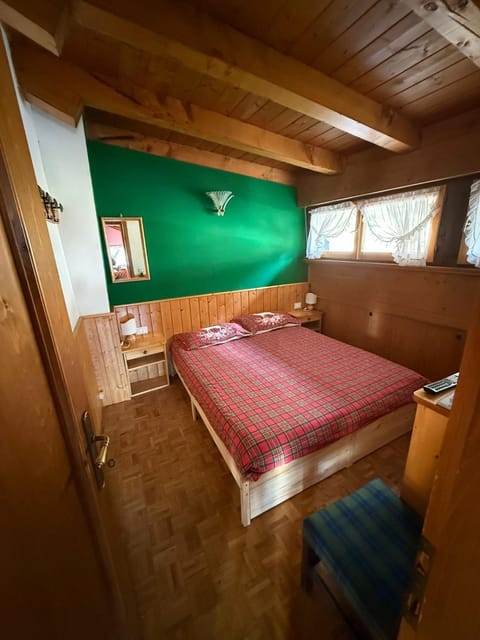 Appartamento Fronte Piste Apartment in Friuli-Venezia Giulia