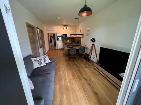 Communal lounge/ TV room, Kitchen or kitchenette, Living room, Dining area