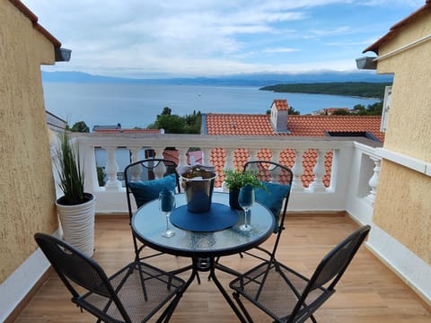 Patio, Natural landscape, View (from property/room), Seating area, Sea view