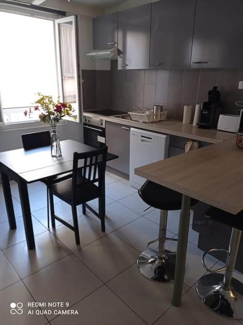 appartement au cœur du village Apartment in Sanary-sur-Mer