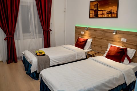 Bed, Photo of the whole room, Bedroom, Street view