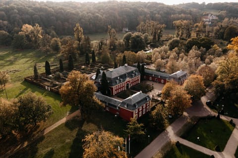 Property building, Natural landscape, Garden