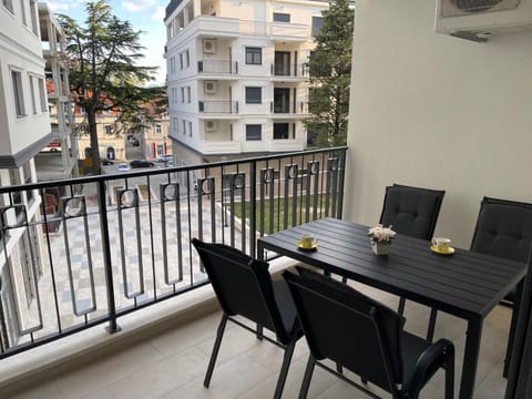 Balcony/Terrace, Balcony/Terrace, Seating area