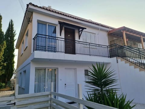 Property building, Balcony/Terrace