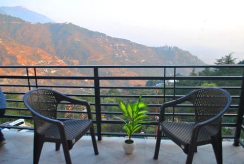 Patio, Day, Natural landscape, View (from property/room), Balcony/Terrace, Balcony/Terrace, Living room, Seating area, Mountain view