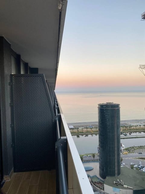 Day, Natural landscape, View (from property/room), Balcony/Terrace, Beach, City view, Sea view, Sunrise, Sunset