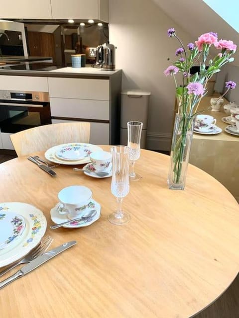 Scholar's Loft - Cosy & Close to Central Cambridge Apartment in Cambridge