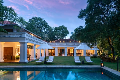 Property building, Restaurant/places to eat, Garden, Swimming pool