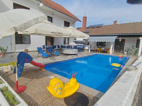 Pool view, Swimming pool