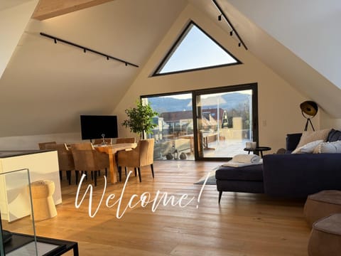 Living room, Seating area, Evening entertainment