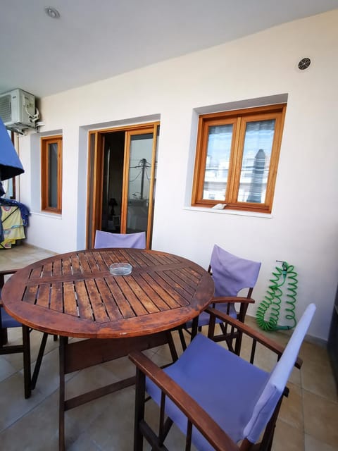 Sweet Home Leo Apartment in Chania