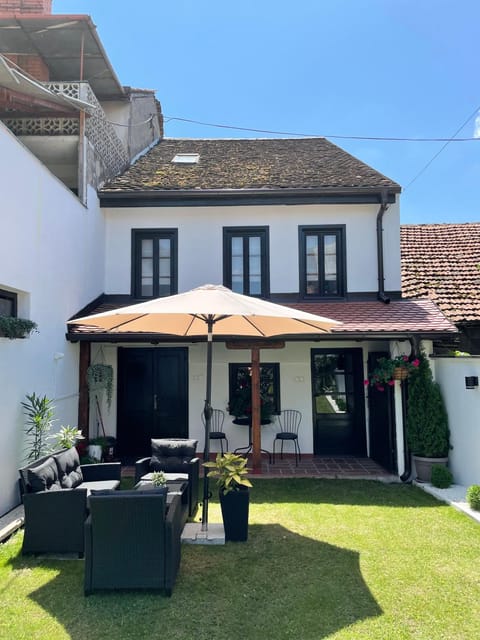 Property building, Patio, Spring, Garden, Seating area, Garden view