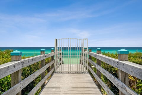 Day, Natural landscape, Beach, Sea view, sunbed