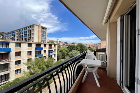 Luminous cocoon near the beach Apartment in Saint-Raphael