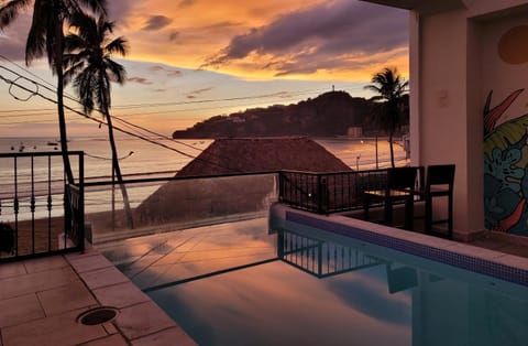 Balcony/Terrace, Swimming pool, Swimming pool