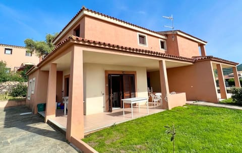 Property building, Patio, Garden