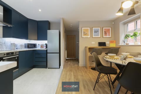 Dining area, kitchen