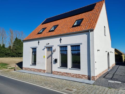 In de Voorstad Watou House in Flanders