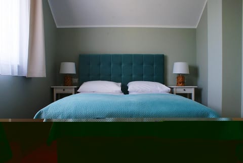 Bed, Photo of the whole room, Bedroom, furniture, heating