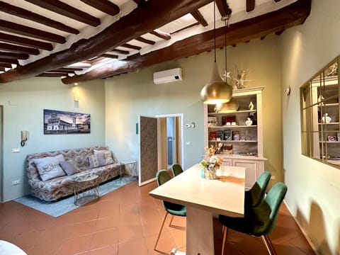 Galli Tassi Suite Apartment in Capannori