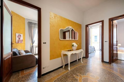 Casa Eva - Centralissima sul Porto di Rapallo Apartment in Rapallo