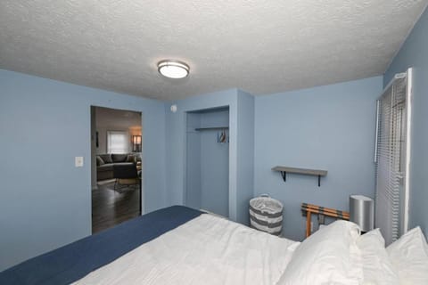 Recharge & Reconnect Your cozy Vermilion nest House in Vermilion