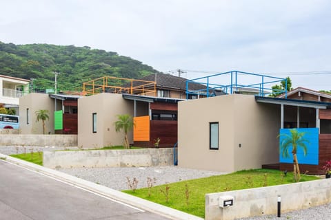 Property building, Day, Mountain view