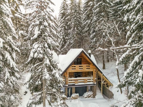 Property building, Winter