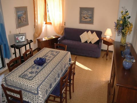 Peaceful house with fenced garden Villa in Lignano Sabbiadoro