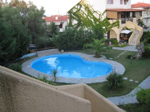 Garden, Swimming pool