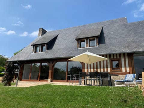 Patio, Garden, Dining area, Garden view