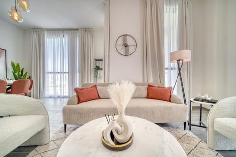 Living room, hair dresser