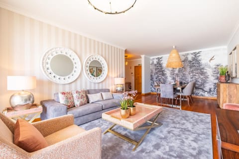 Communal lounge/ TV room, Living room