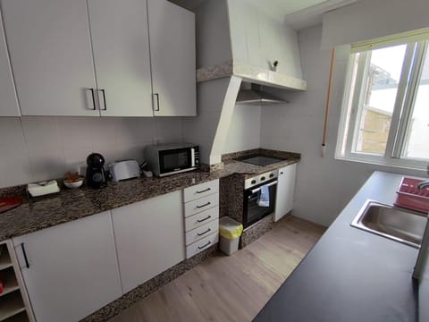 minibar, pet friendly, kitchen