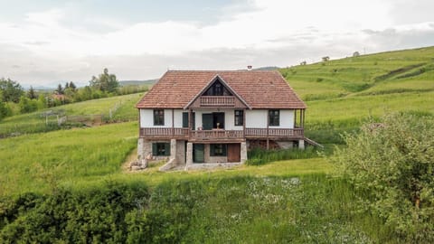Property building, Natural landscape, Garden view