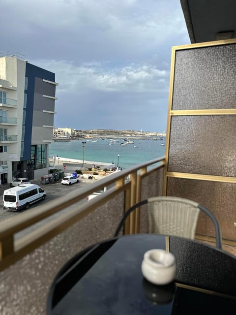 Day, View (from property/room), Balcony/Terrace, Seating area, Sea view