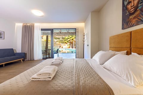 Doce Dioses , By IdealStay Experience Apartment in Crete